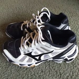 Mizuno Volleyball Shoes